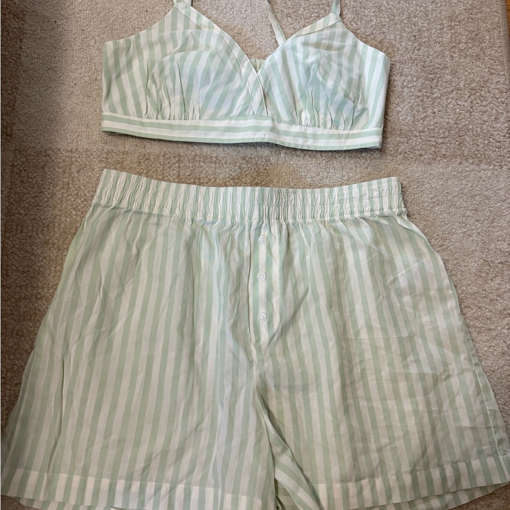 Old Navy Mint and White Striped Pajama Set